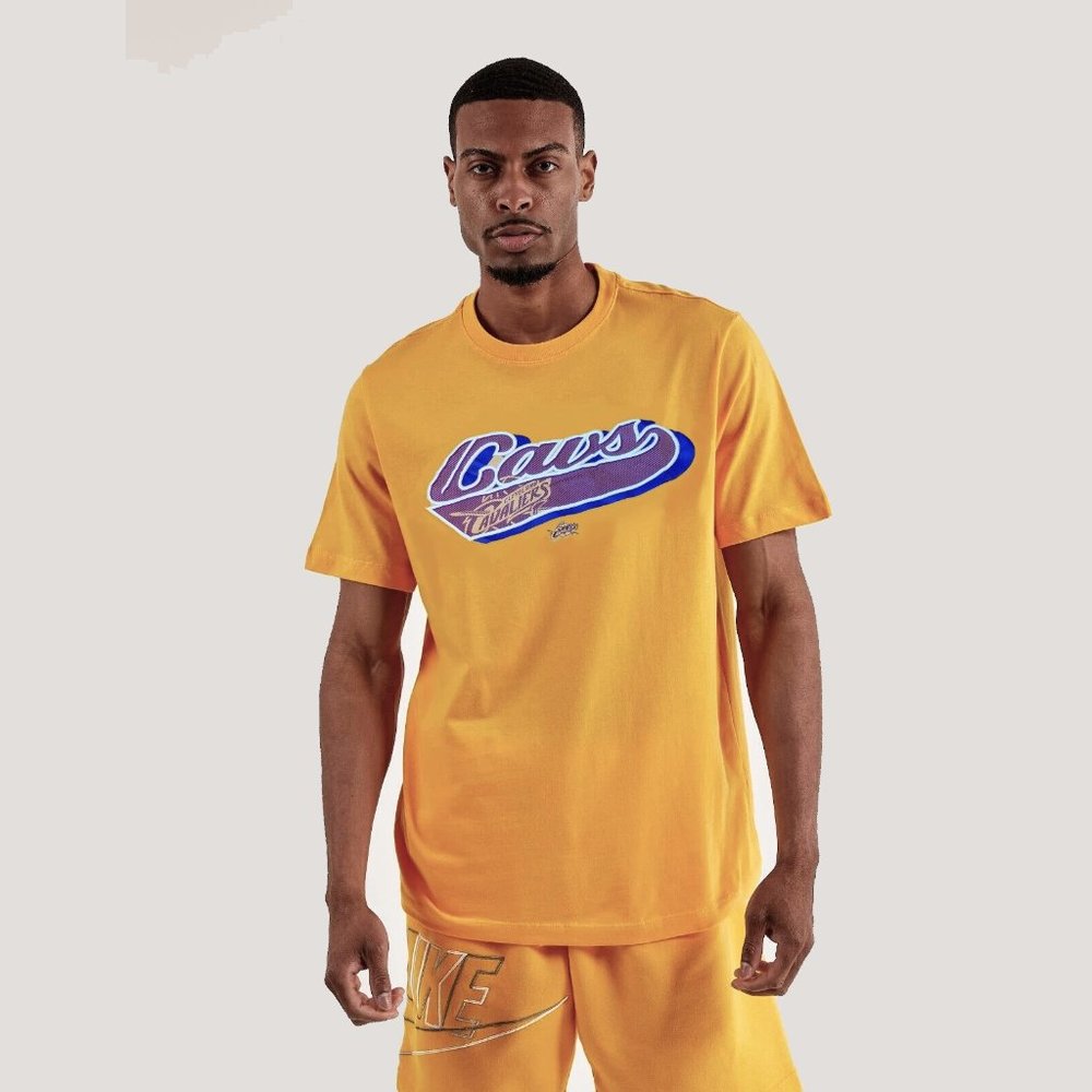 UNK NBA Cavs T-Shirt Yellow Sz L Vintage Design